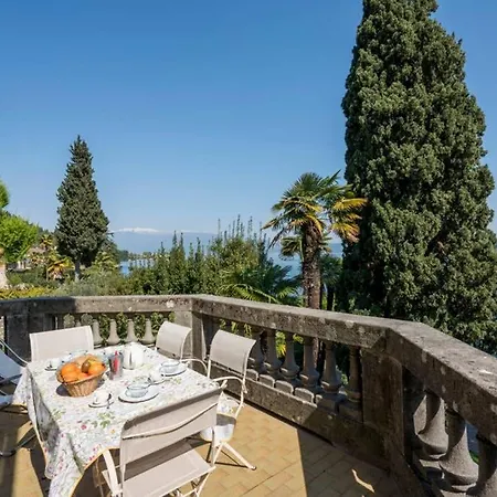Magnolia - With Private Terrace And Direct Access To The Lake *
